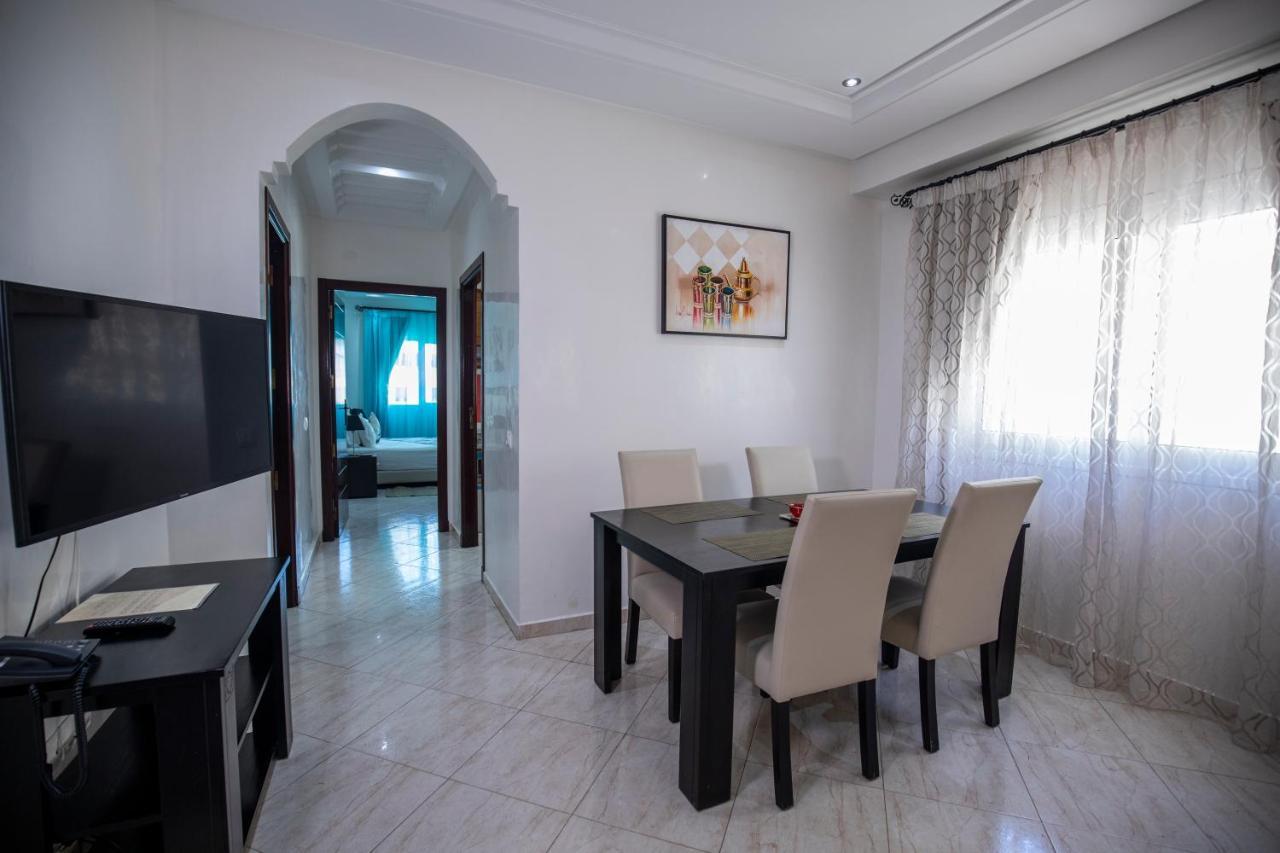 Rania Apartahotel