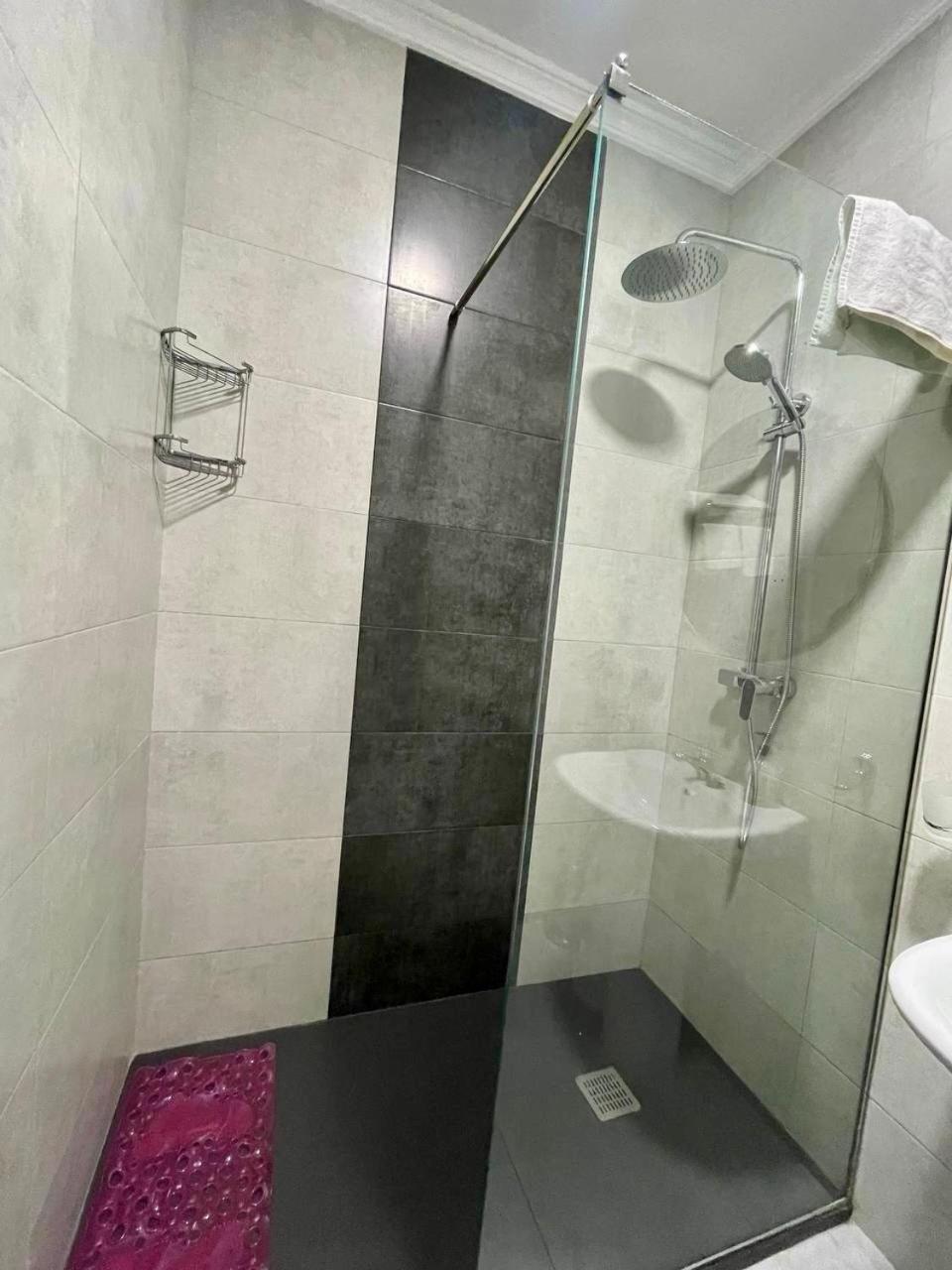 Rania Apartahotel